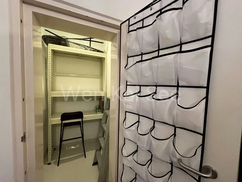 1 Bed Apartment (Condo) for Sale in  26 Newton - Image 6