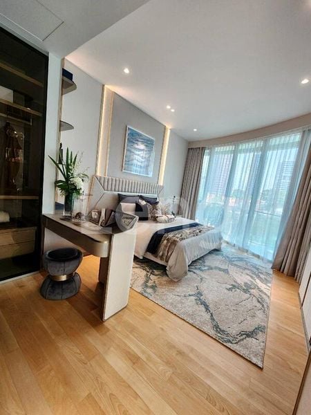 4 Bed Condo for Sale in  Cliveden At Grange - Image 3