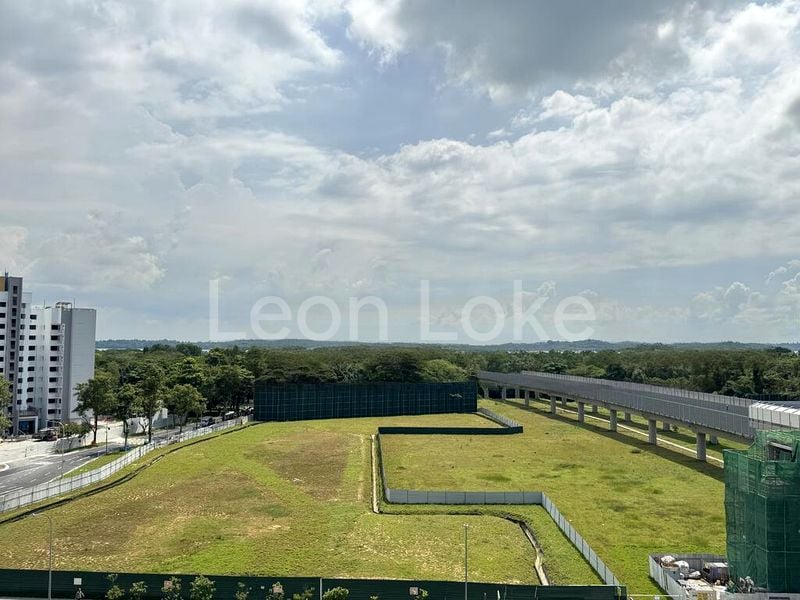 2 Bed Condo for Rent in  Pasir Ris Drive 8 - Image 5