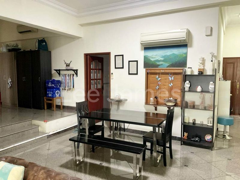 3 Bed Condo for Rent in  Rich Mansions - Image 7