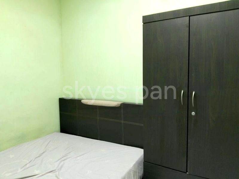 Room (HDB) for Rent in  113 Depot Road - Image 2