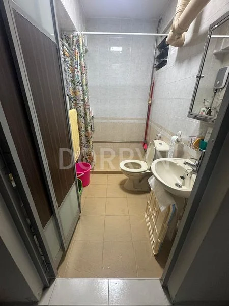 Executive HDB for Sale in  119A Rivervale Drive - Image 5
