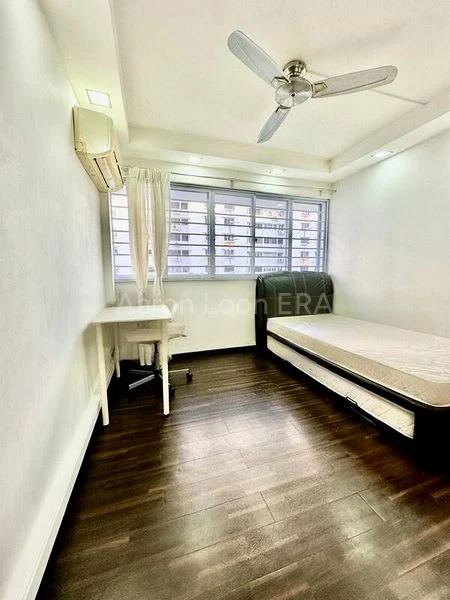 4 Room (4I) HDB for Rent in  42 Bedok South Road - Image 5
