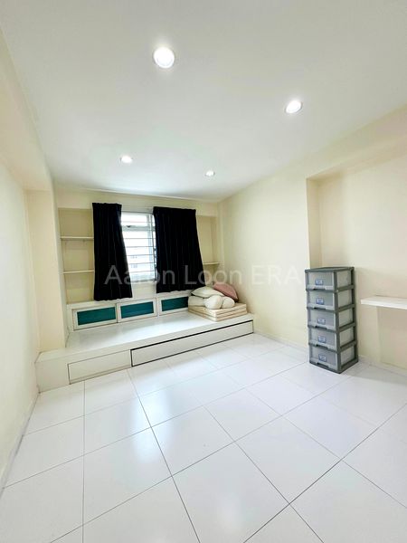5 Room (5I) HDB for Rent in  175C Punggol Field - Image 6