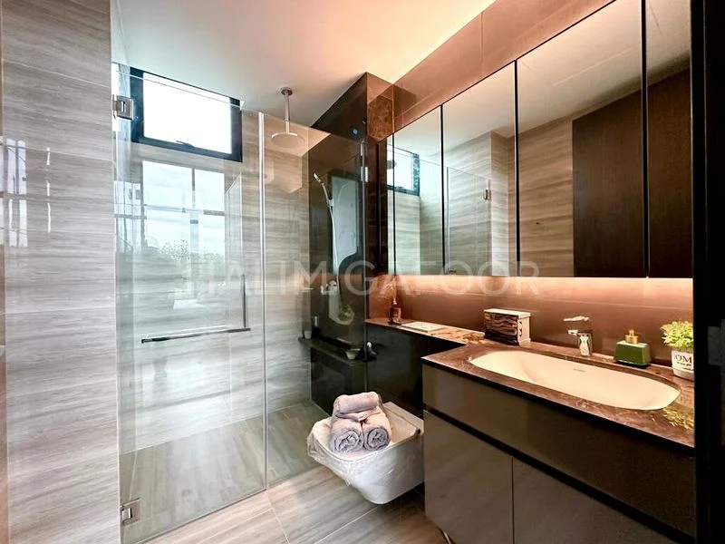 3 Bed Apartment (Condo) for Sale in  35 Gilstead - Image 4