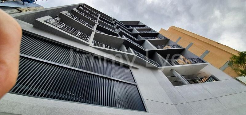 2 Bed Condo for Sale in  Rezi 35 - Image 8