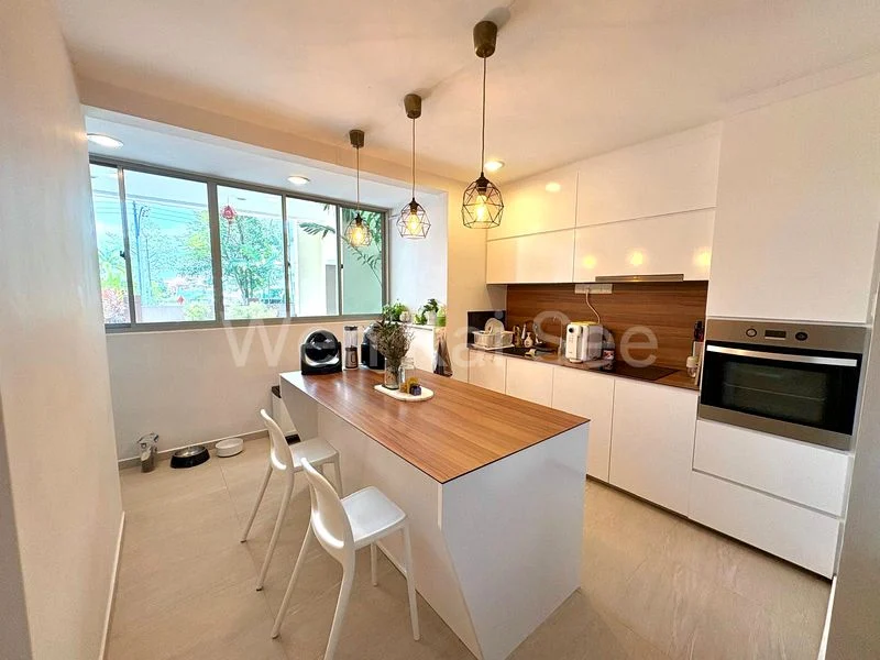 4 Bed Condo for Sale in  Sunhaven - Image 11
