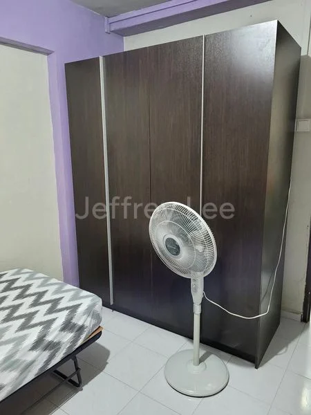 Common Room (HDB) for Rent in  607 Hougang Avenue 4 - Image 3
