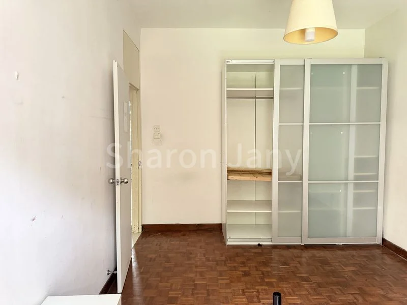 3 Bed Condo for Rent in  Gilstead Court - Image 9