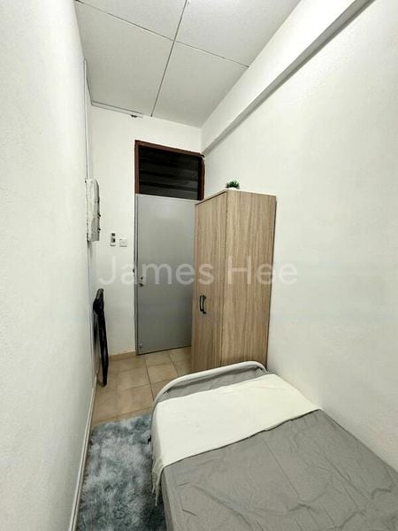 Common Room (Condo) for Rent in  Sai Ho Building - Image 3