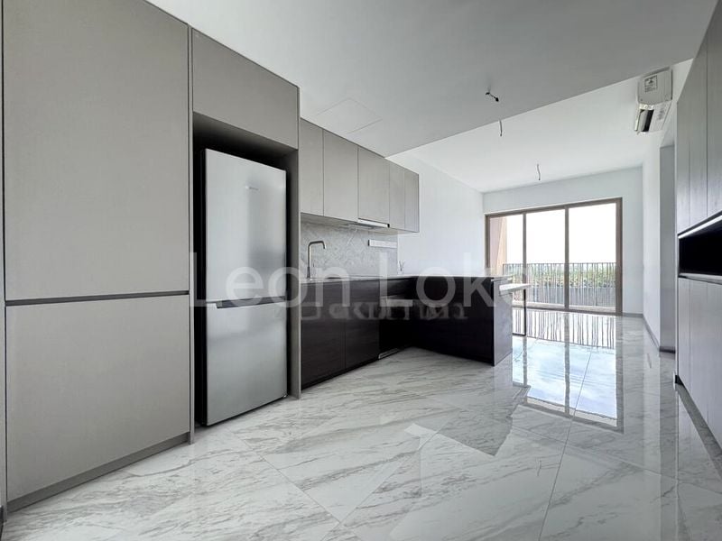 2 Bed Condo for Rent in  Pasir Ris Drive 8 - Image 4