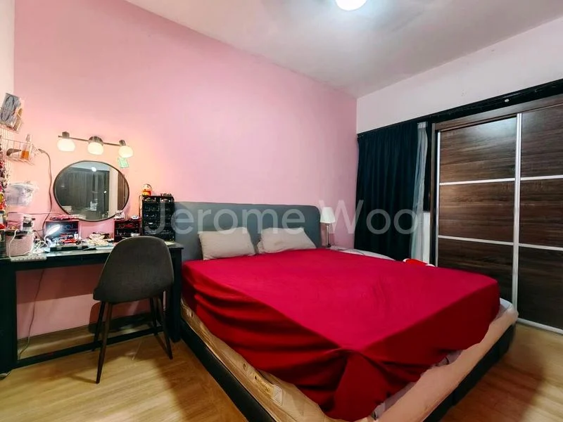 3 Room (3A) HDB for Sale in  464B Bukit Batok West Avenue 8 - Image 5