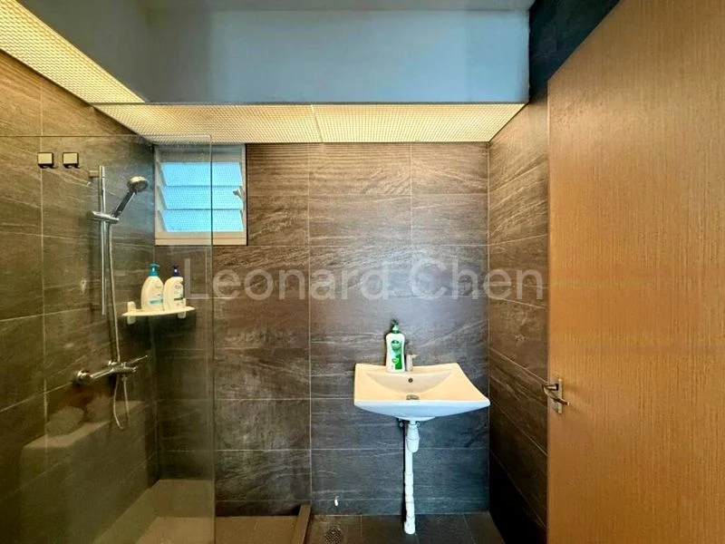Premium HDB for Sale in  323A Sumang Walk - Image 1