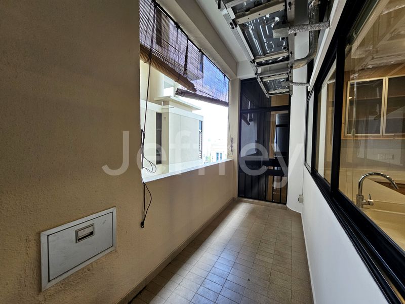 3+1 Bed Condo for Rent in  The Colonnade - Image 29