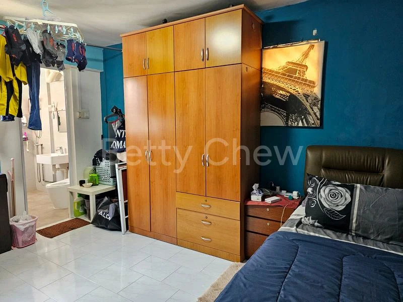 Master Room (HDB) for Rent in  167 Bishan Street 13 - Image 4