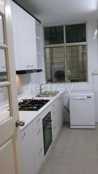 4+1 Bed Condo for Rent in  Leonie Condotel - Image 4
