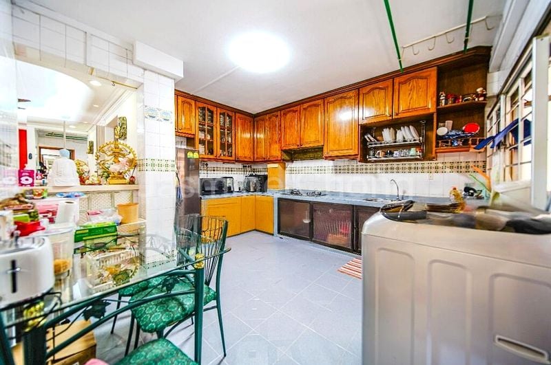 Executive HDB for Sale in  633 Bedok Reservoir Road - Image 19