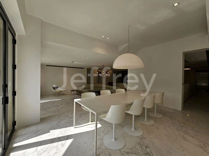 4+1 Bed Condo for Rent in  Beverly Hill - Image 7