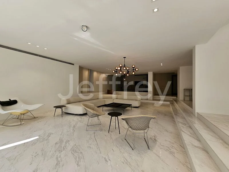 4+1 Bed Condo for Rent in  Beverly Hill - Image 8