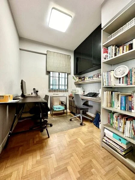 4 Bed Condo for Sale in  The Springbloom - Image 2