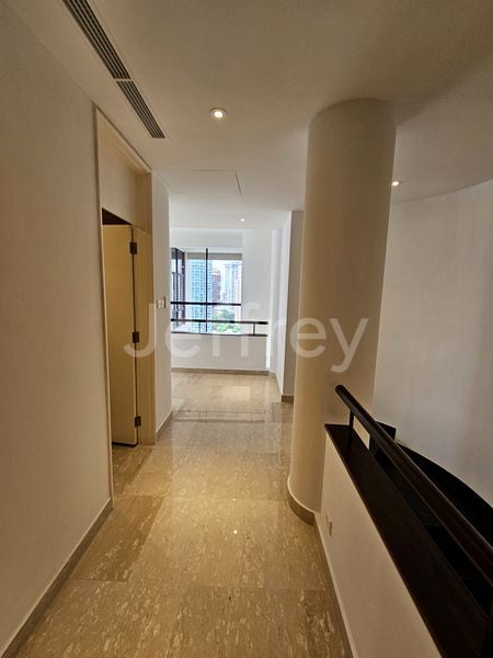 2+1 Bed Condo for Rent in  The Colonnade - Image 1