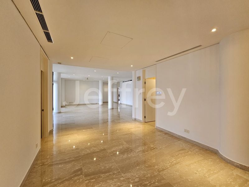 3+1 Bed Condo for Rent in  The Colonnade - Image 4