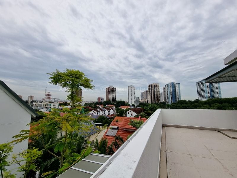 3 Bed Condo for Sale in  Elliot At The East Coast - Image 2