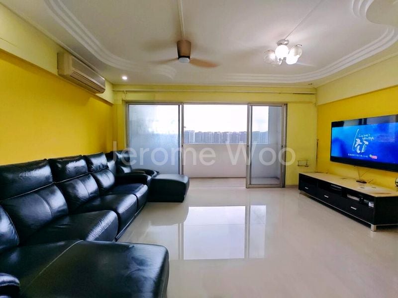 Maisonette HDB for Sale in  327 Jurong East Street 31 - Image 7