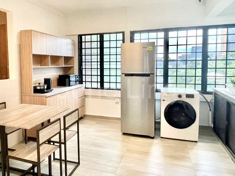 6 Bed Apartment (Condo) for Sale in  People's Park Complex - Image 3