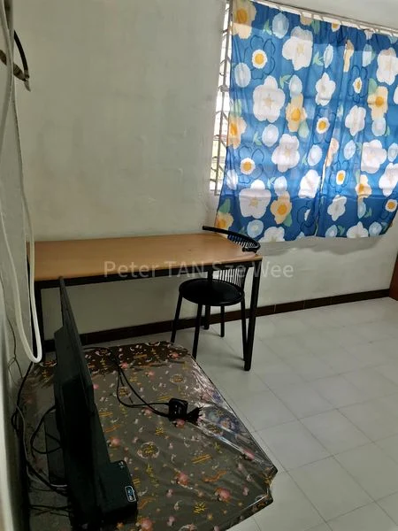 Common Room (HDB) for Rent in  230 Bukit Batok East Avenue 3 - Image 2