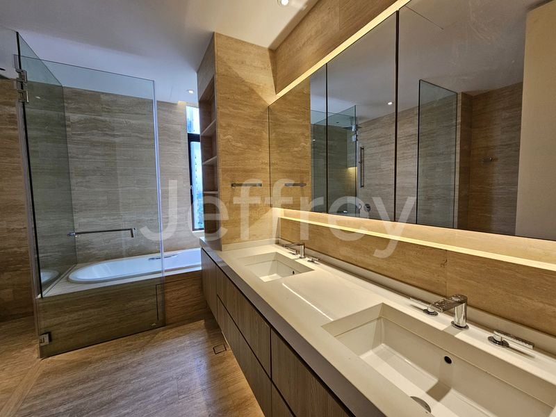 2+1 Bed Condo for Rent in  The Colonnade - Image 25