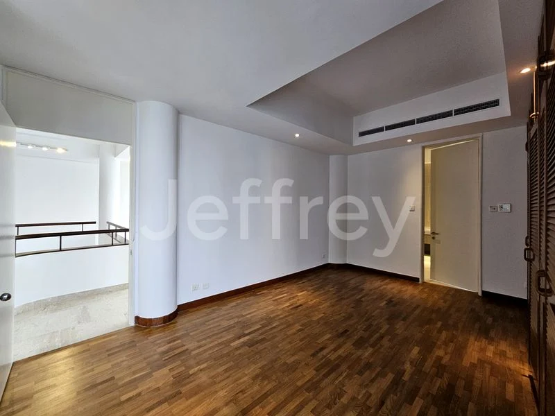 2+1 Bed Condo for Rent in  The Colonnade - Image 13