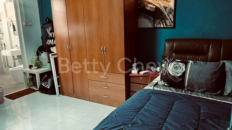 Master Room (HDB) for Rent in  167 Bishan Street 13 - Image 6