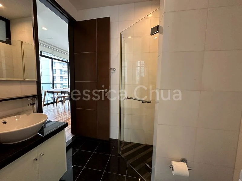 2+1 Bed Condo for Rent in  The Paterson - Image 5