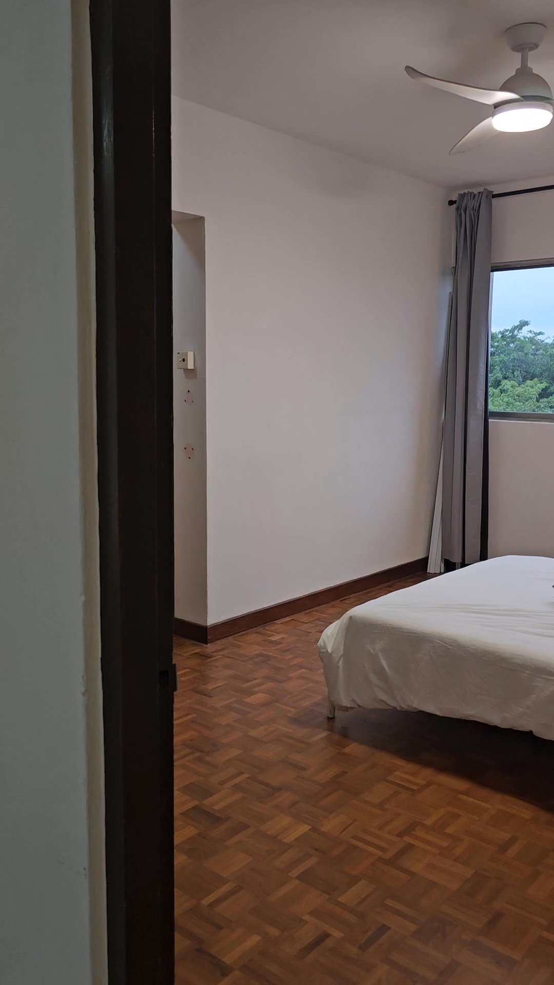 Master Room (Condo) for Rent in  Lakeview - Image 10