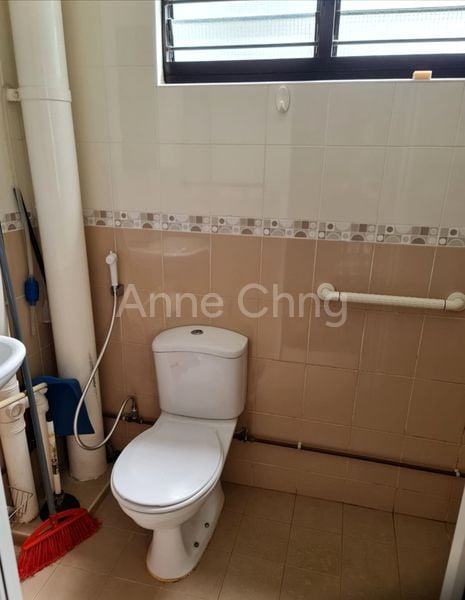 Common Room (HDB) for Rent in  605 Hougang Avenue 4 - Image 5