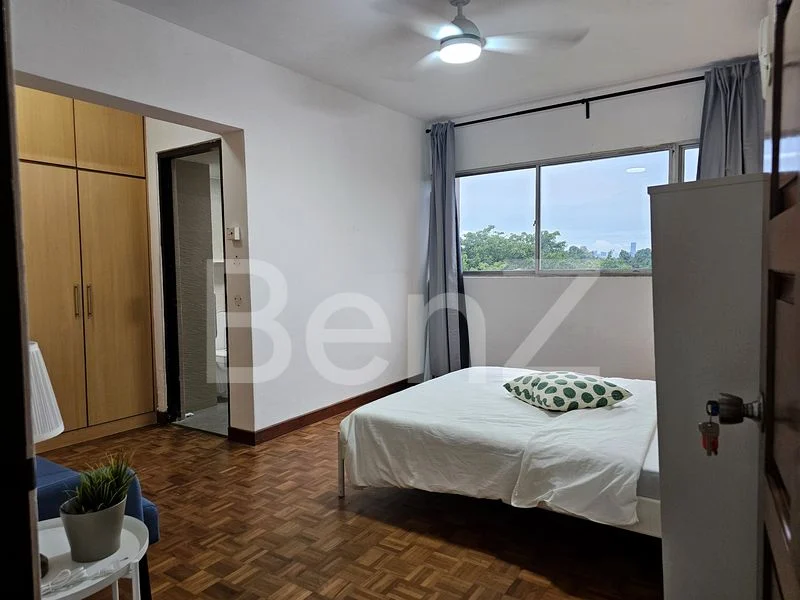 Master Room (Condo) for Rent in  Lakeview - Image 3