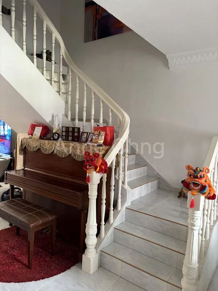 Maisonette HDB for Sale in  542 Serangoon North Avenue 4 - Image 3