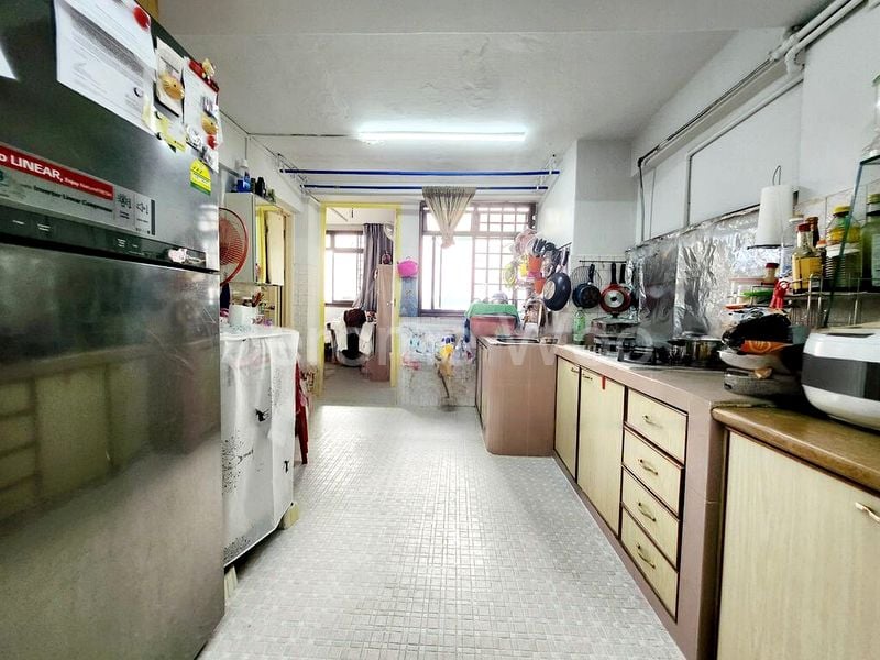 3 Room (3I) HDB for Sale in  174 Lorong 1 Toa Payoh - Image 6