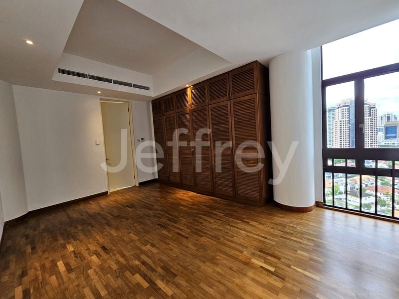 2+1 Bed Condo for Rent in  The Colonnade - Image 12