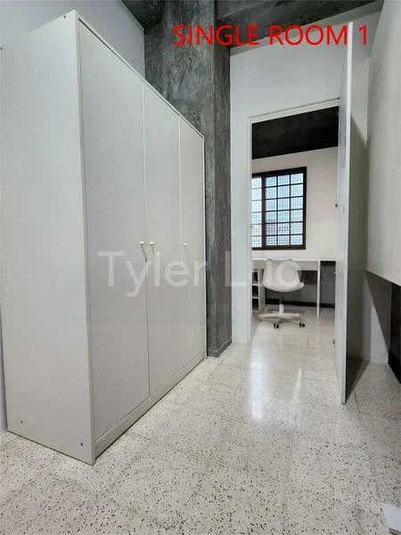 Room (Condo) for Rent in  Fook Hai Building - Image 4
