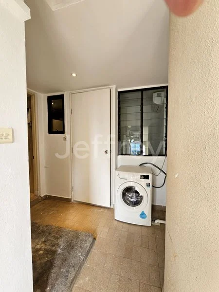 2+1 Bed Condo for Rent in  The Colonnade - Image 9