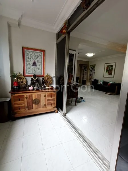 5 Room (5I) HDB for Sale in  367 Yishun Ring Road - Image 4