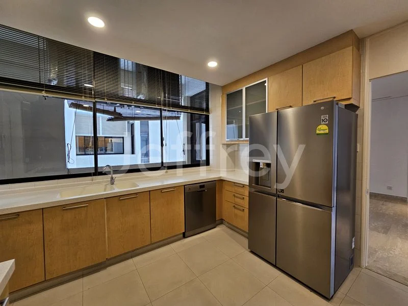 3+1 Bed Condo for Rent in  The Colonnade - Image 27