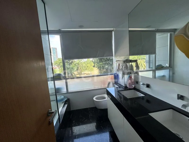 4 Bed Apartment (Condo) for Sale in  M21 - Image 15
