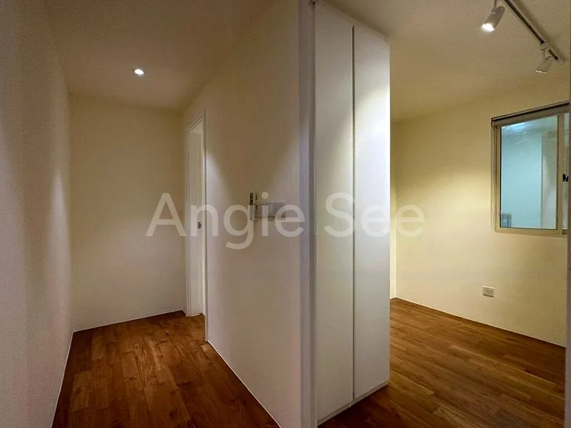3 Bed Condo for Sale in  Parc Palais - Image 10