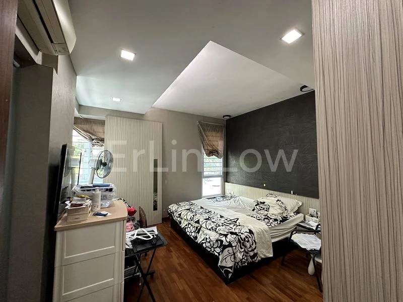 3 Bed Executive Condo for Sale in  The Floravale - Image 4