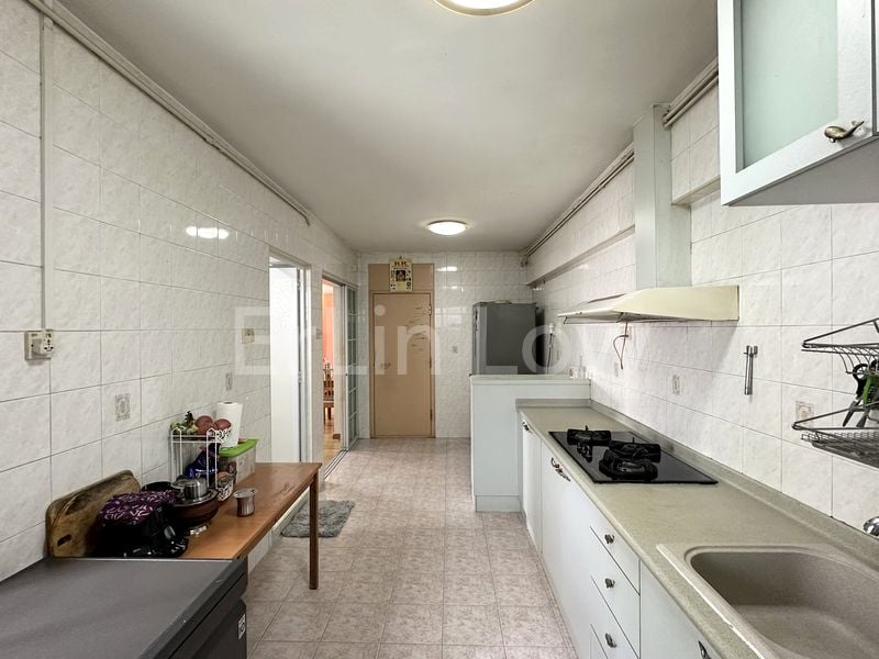 5 Room (5I) HDB for Sale in  304A Anchorvale Link - Image 7