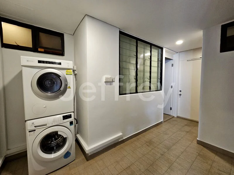 3+1 Bed Condo for Rent in  The Colonnade - Image 28