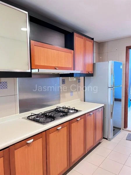 Common Room (Condo) for Rent in  Sunhaven - Image 7